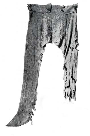 Kalhoty z Thorsbergu - germánské kalhoty nalezené v bažině byly vytvořeny ve 4. století. Uloženy v Gottorp Palace museum, Schleswig, Německo
