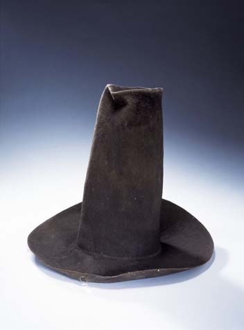 Felt hat, 1600-1625, Victoria and Albert Museum, London