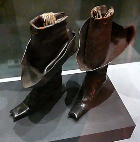 Albrecht z Valdstejna's Shoes, ca 1630, Krajske museum Karlovarsk0ho kraje, Cheb